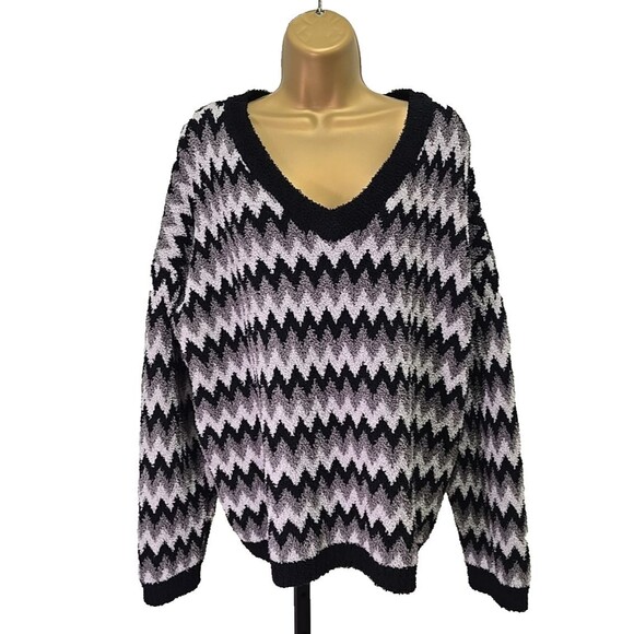 POL Anthropologie Sherpa Fuzzy Sweater Med Chevron Black Gray V Neck Cozy Comfy - Picture 1 of 7